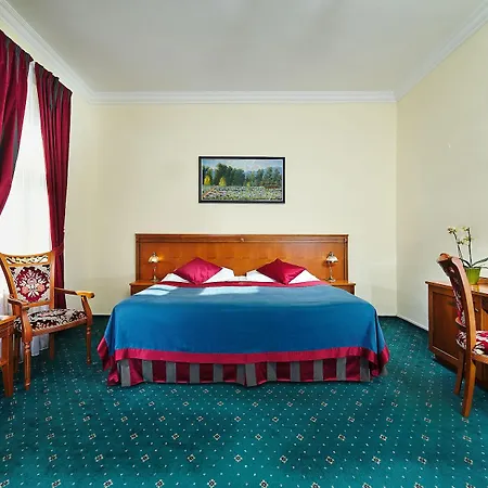 Ξενοδοχείο Garden 4*