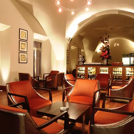 The Grand - The Leading Of The World Hotel