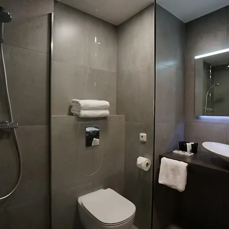 Friday Hotell