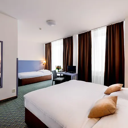 Otel Central Hotel Prague 3*