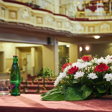 Ambassador Zlata Husa Szálloda Prága