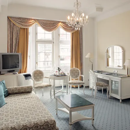Ambassador Zlata Husa 5* Prága