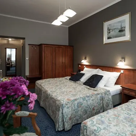 Hotel Union 4*