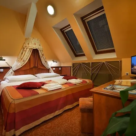 Union Hotel 4*