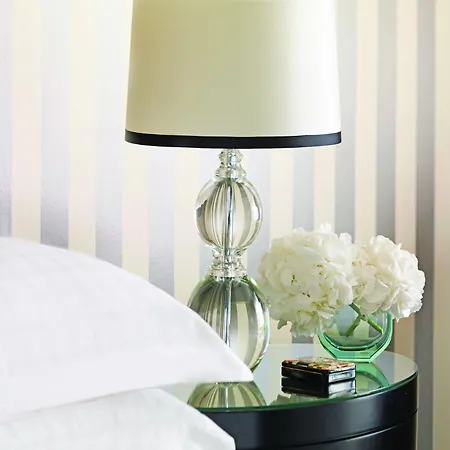 Four Seasons Hotel 5*