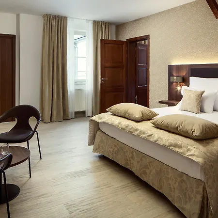 Szálloda Michelangelo Grand 5*