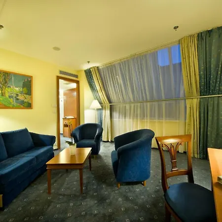 Ramada Centre Hotel Praha