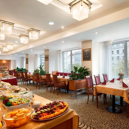 Ramada City Centre Hotell 4*