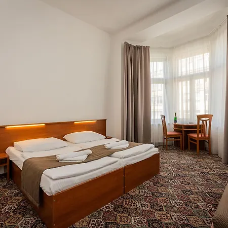 Centre Hotel