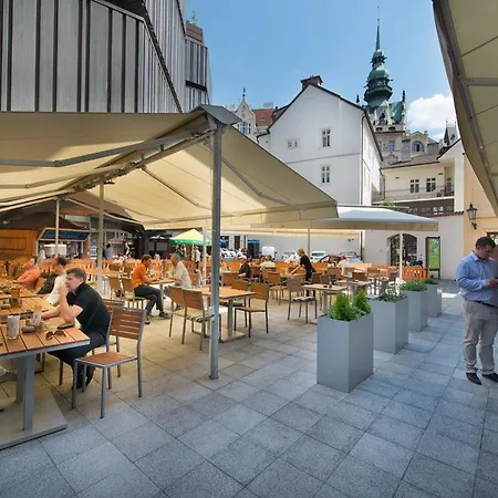 Ea Royal Esprit Praga