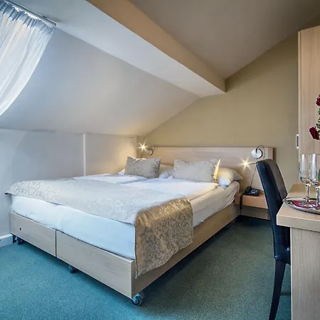 Hotel Taurus