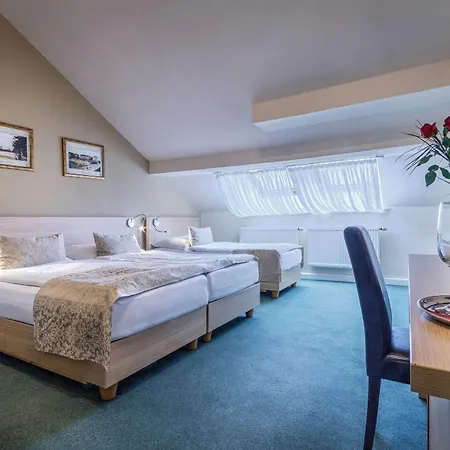 Taurus 4* Prague