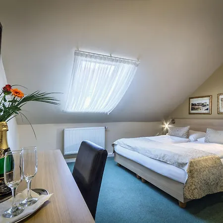 Taurus 4*