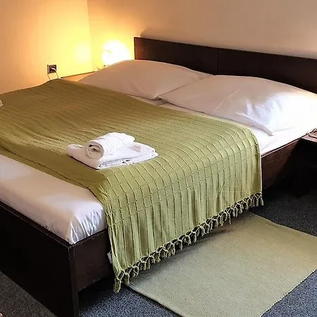 Hotel Self-service Ostas 3*