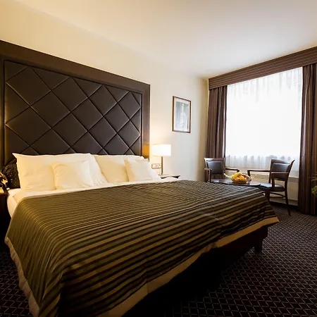 Selsky Dvur - Bohemian Village Courtyard Hotel