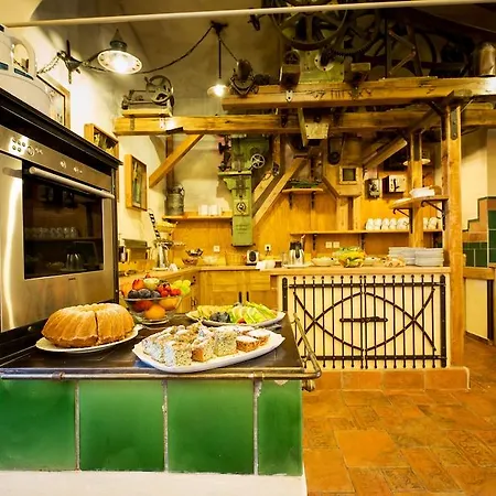 Hotel Selsky Dvur - Bohemian Village Courtyard 4*