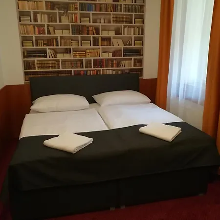 Zlata Vaha Hotel 3*