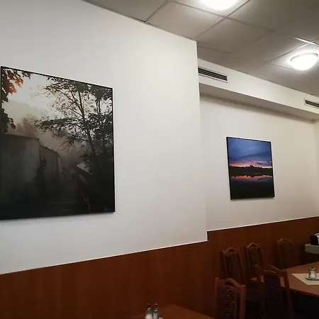 Zlata Vaha 3* Prag