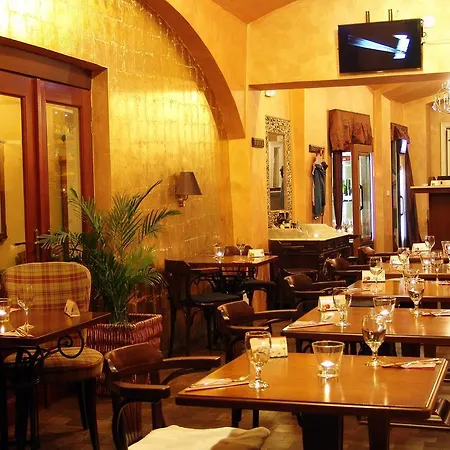 安提克布拉格酒店 酒店 4*