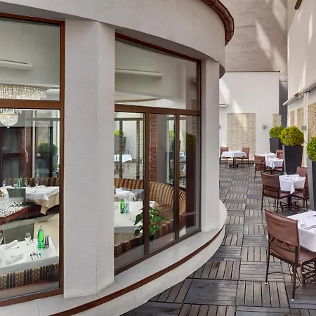 Hotel Alcron 5*