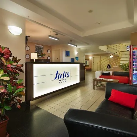 Ea Julis 4* Prague