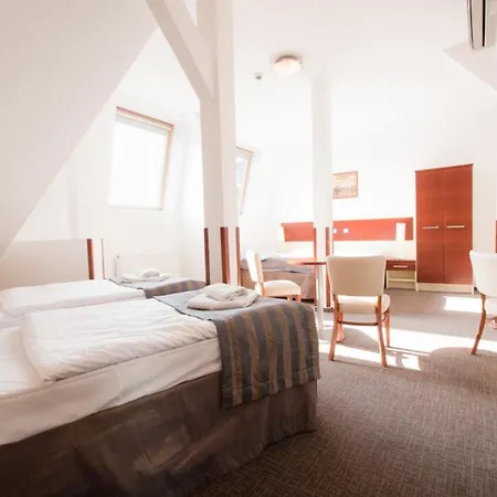 Gloria 4* Prag