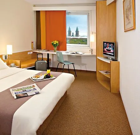 Ibis Mala Strana Hotel 3*