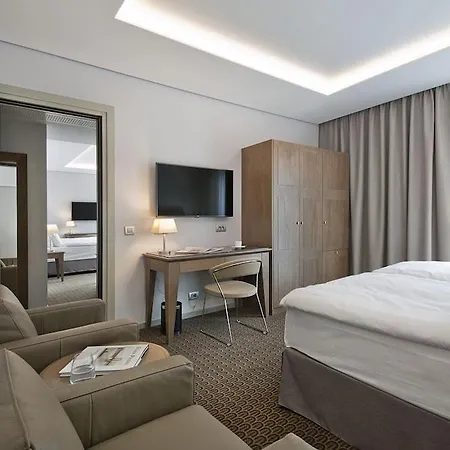 Royal 4* Praga