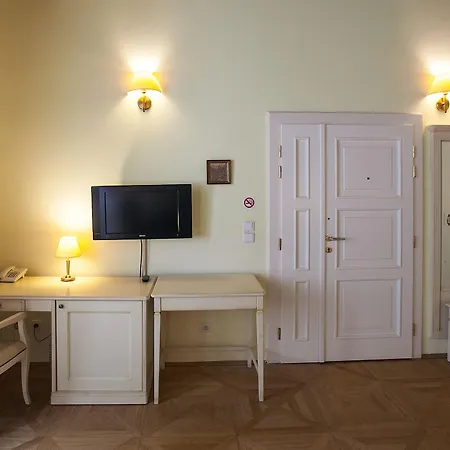 Tyn Yard Hotel