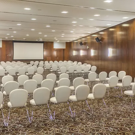Hotel Nh Collection Carlo Iv