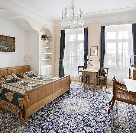 Golden Star Szálloda 4*