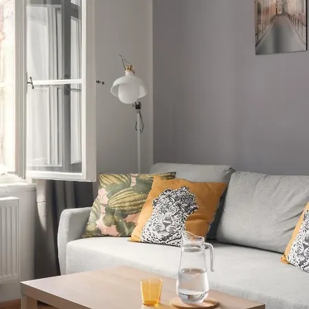 Appartamento Days - Modern Apts - Fast Wifi - Netflix - 7 Min Wenceslas Sq Praga