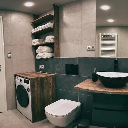 Dagmar Buresove Apartment *