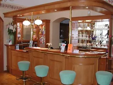 Amadeus Otel 3*