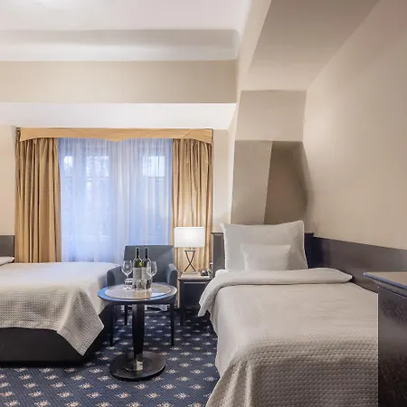 Hotell Pytloun Old Armoury 4*