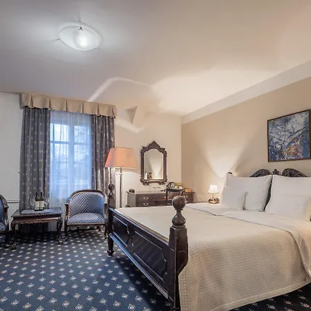 Hotell Pytloun Old Armoury Prag