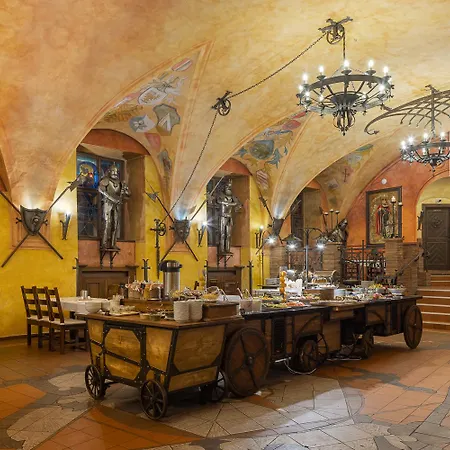Hotell Pytloun Old Armoury Prag