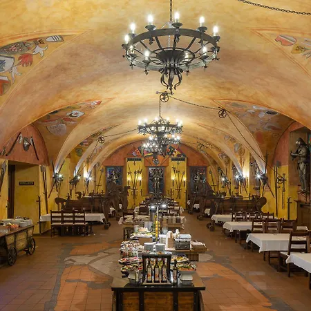 Hotell Pytloun Old Armoury
