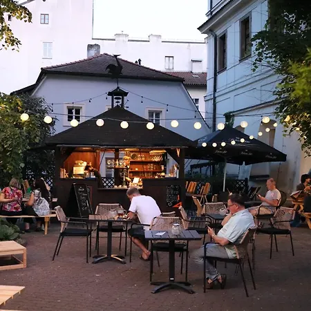 Hotell Pytloun Old Armoury 4*