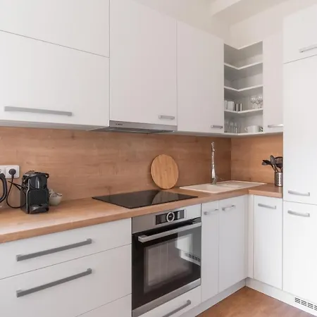 Days - Glamorous W Balcony Near Vltava River Apartment