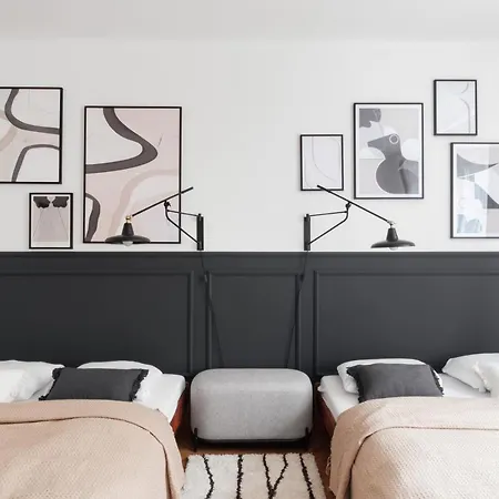 Days - Glamorous W Balcony Near Vltava River