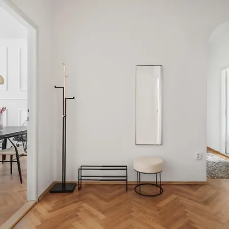 Days - Glamorous W Balcony Near Vltava River Apartment *