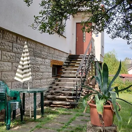 Zbraslav Old Garden Prag