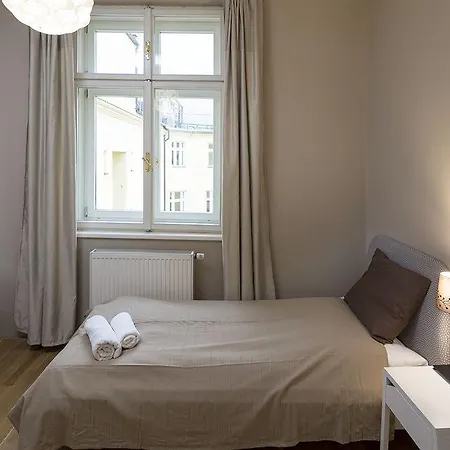 Ibis Wenceslas Square 3*