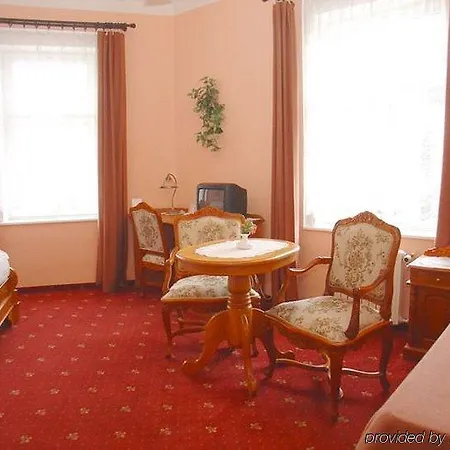 Opera Hotel