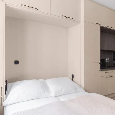 Appartamento Days - Designer W Fold-up Bed - Trendy Neighborhood Praga