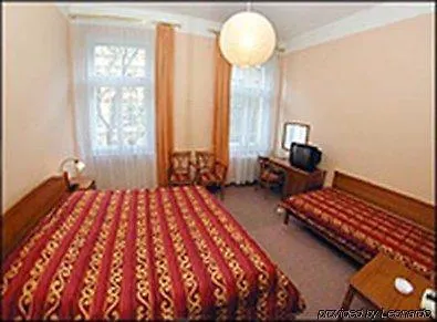 Anna Hotel