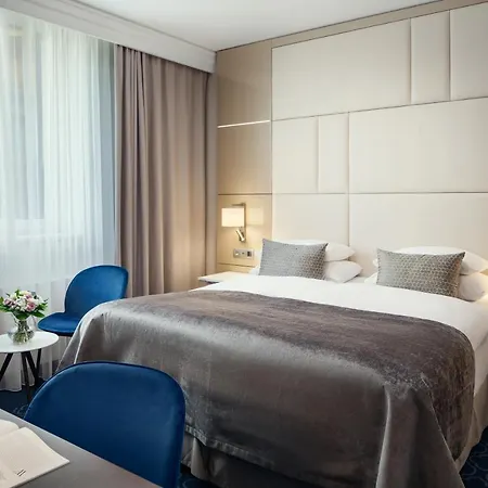 Hotel Kings Court
