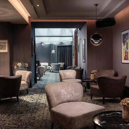 Kings Court 5*