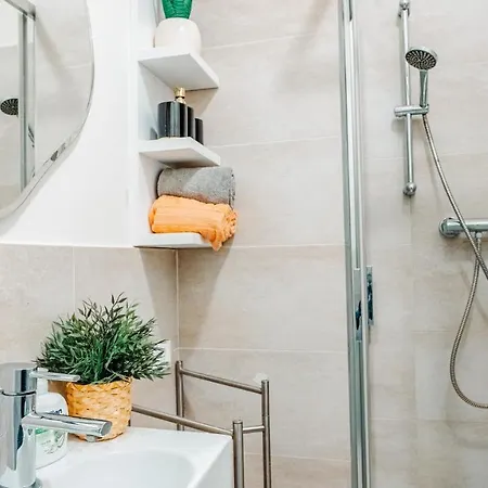 Retreat Hotel apartamentowy Praga